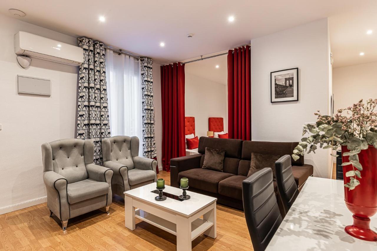 מדריד Waou Apartamentos En Sol Confort 8 מראה חיצוני תמונה