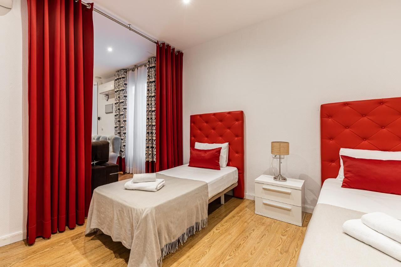 מדריד Waou Apartamentos En Sol Confort 8 מראה חיצוני תמונה